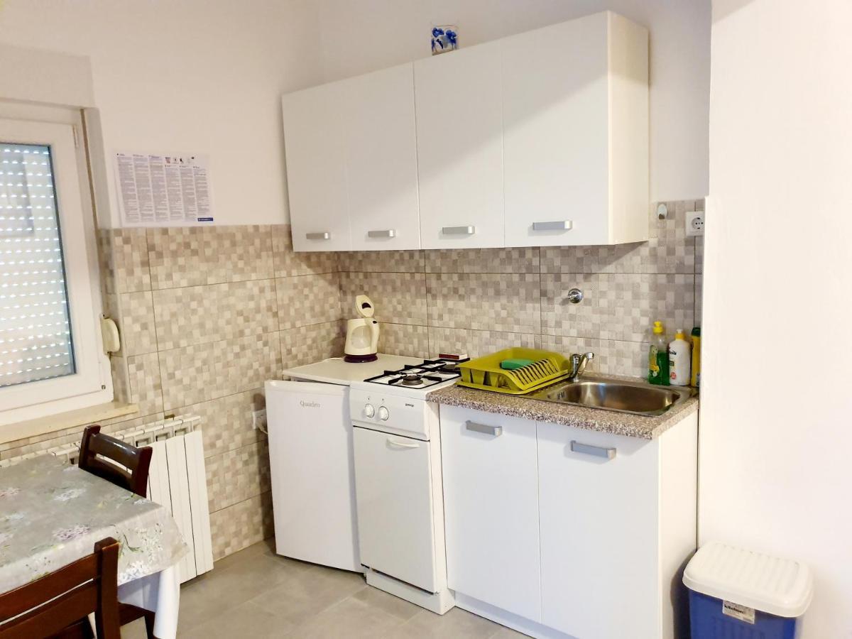 Апартаменти Apartamani Katarina Vl.Ilija Jusup Стариград-Паклениця Екстер'єр фото