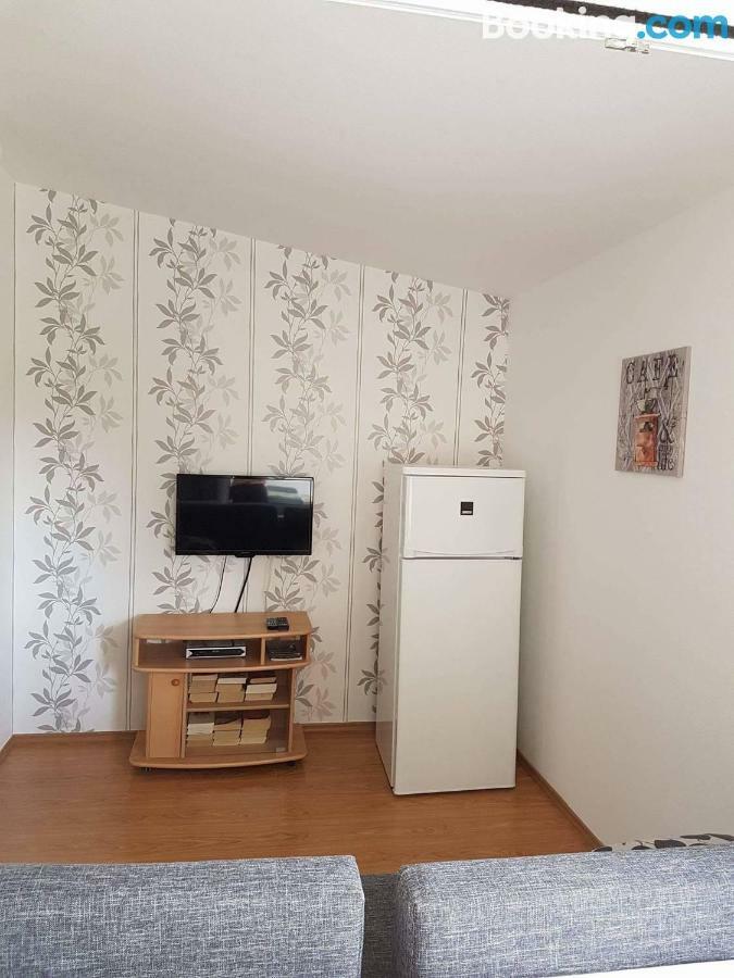 Апартаменти Apartamani Katarina Vl.Ilija Jusup Стариград-Паклениця Екстер'єр фото