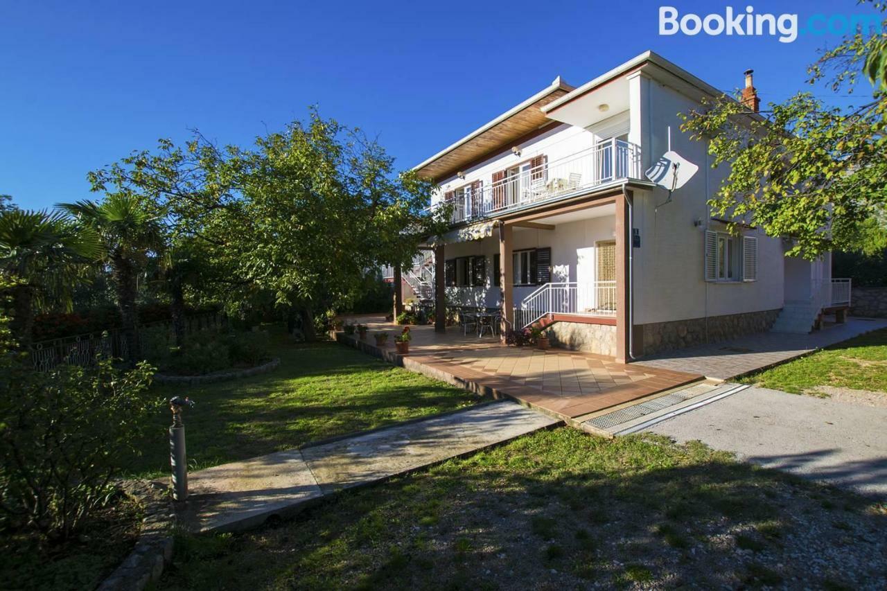 Апартаменти Apartamani Katarina Vl.Ilija Jusup Стариград-Паклениця Екстер'єр фото